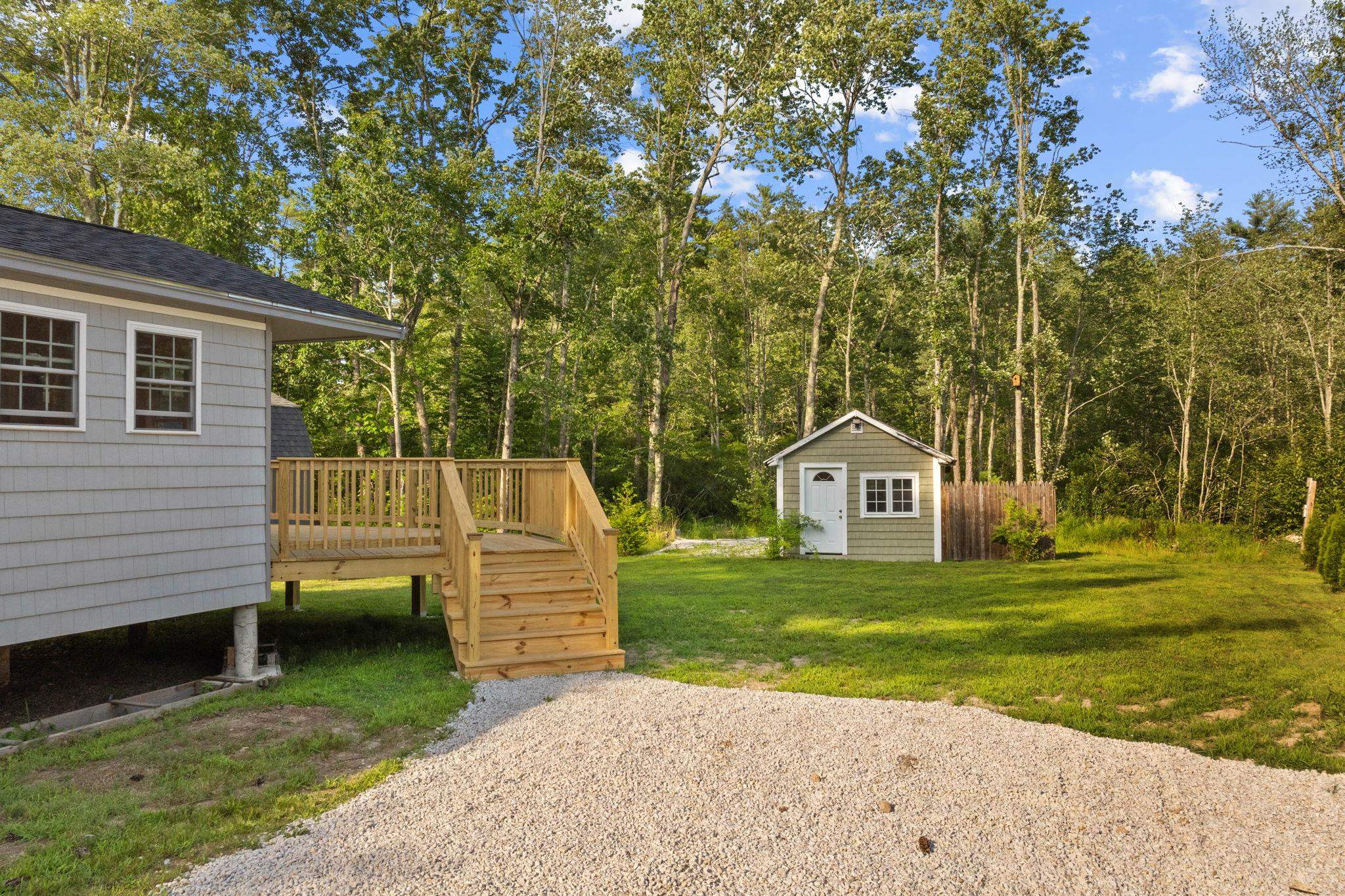 7 Ferndale Road Raymond, NH 03077 - Photo 29 of 49 Gallery Image 29
