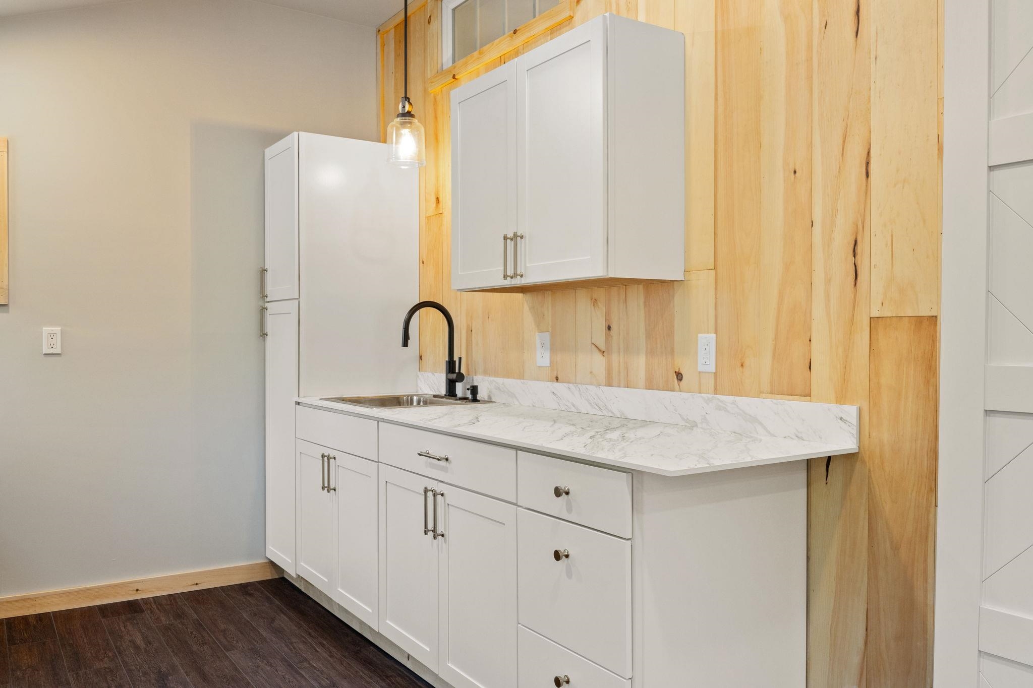 7 Ferndale Road Raymond, NH 03077 - Photo 3 of 49 Gallery Image 3