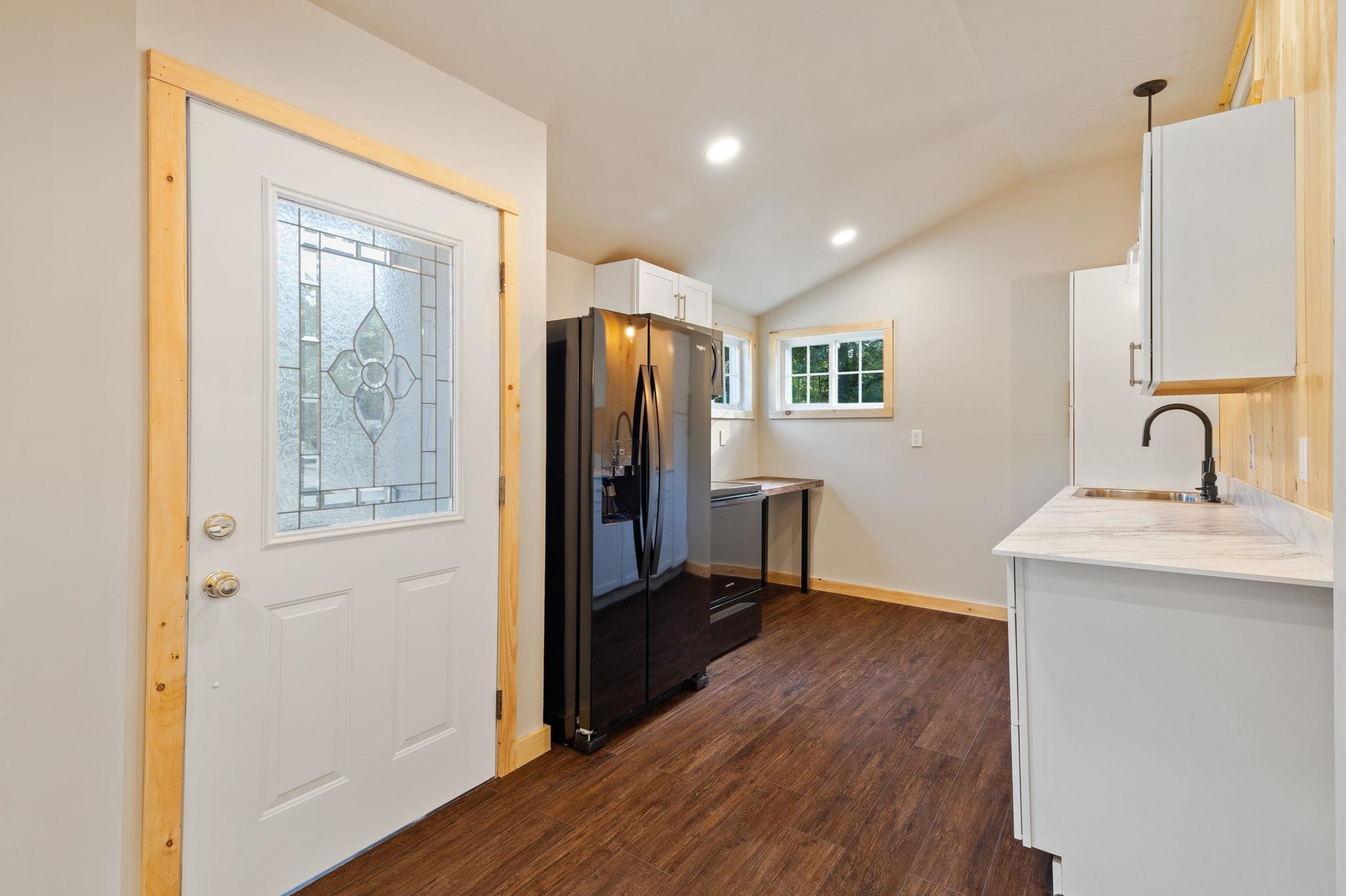 7 Ferndale Road Raymond, NH 03077 - Photo 5 of 49 Gallery Image 5