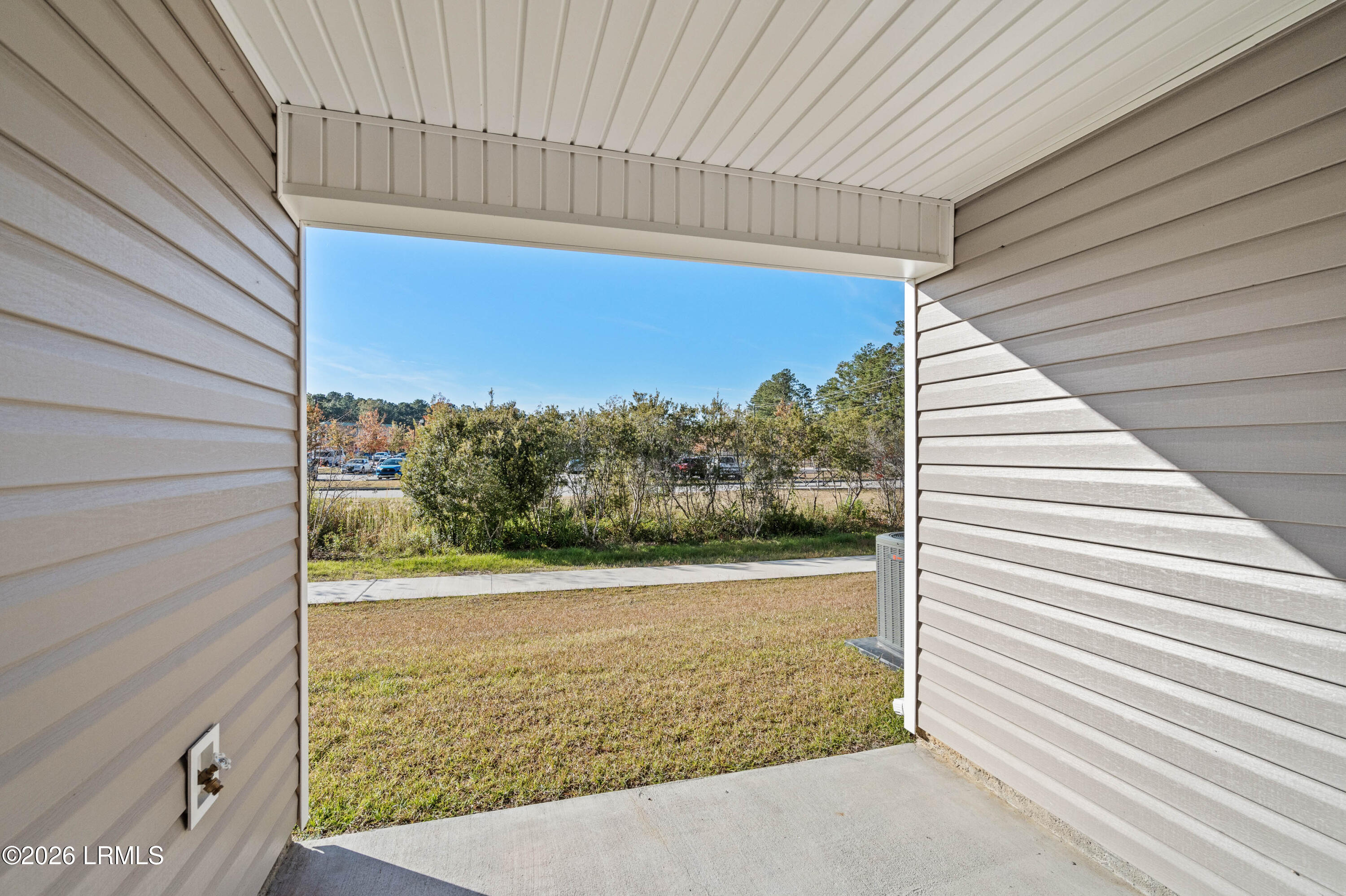 595 Royal Road Hardeeville, SC 29927 - Photo 17 of 34 595 Royal Oaks-12