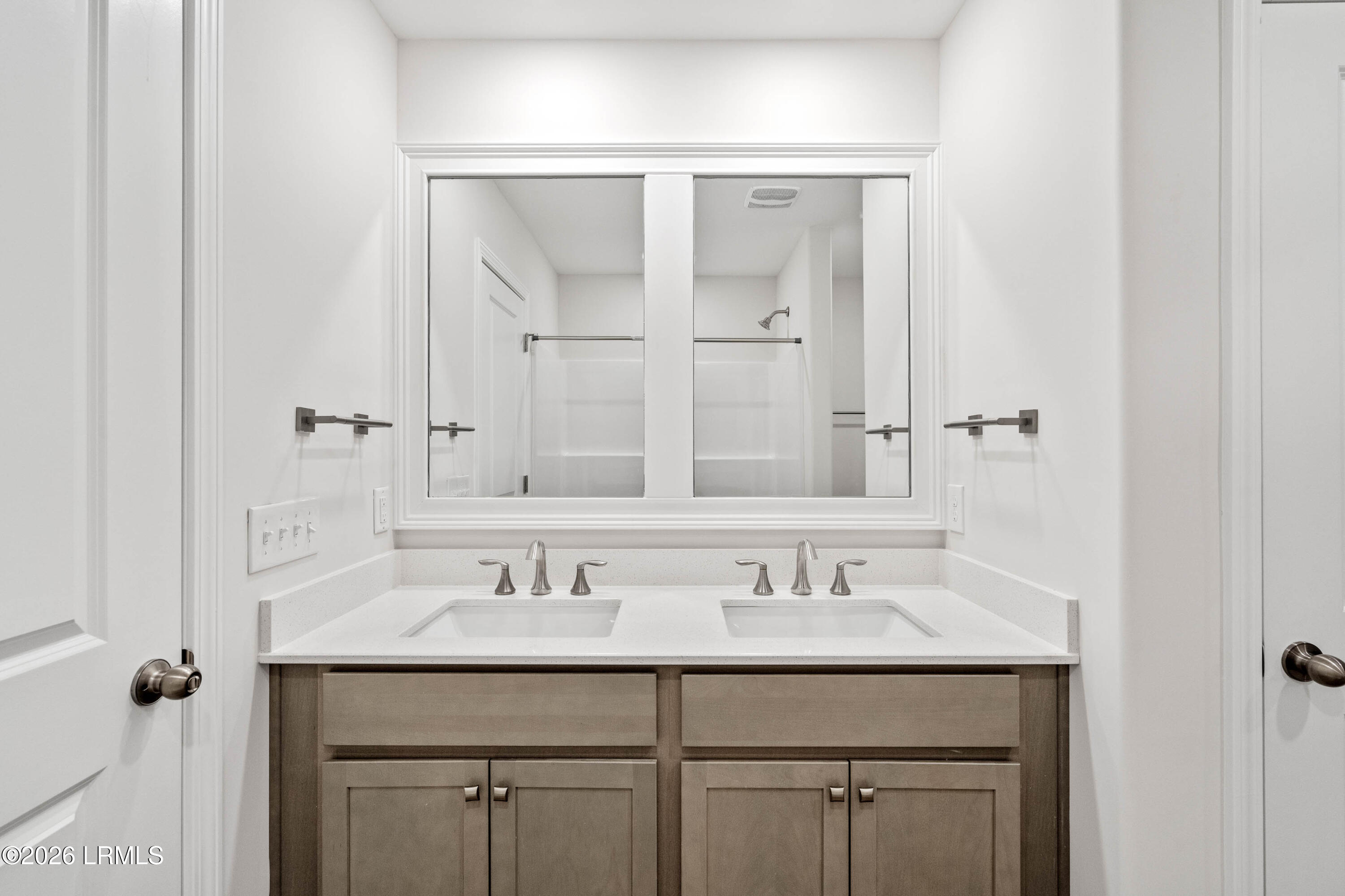 595 Royal Road Hardeeville, SC 29927 - Photo 22 of 34 595 Royal Oaks-17