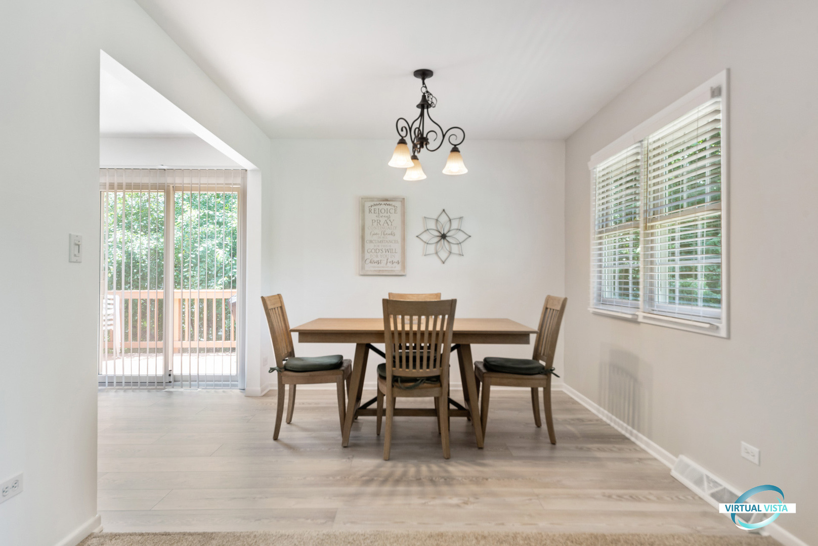 26W570 Jewell Road Winfield, IL 60190 - Photo 8 of 31