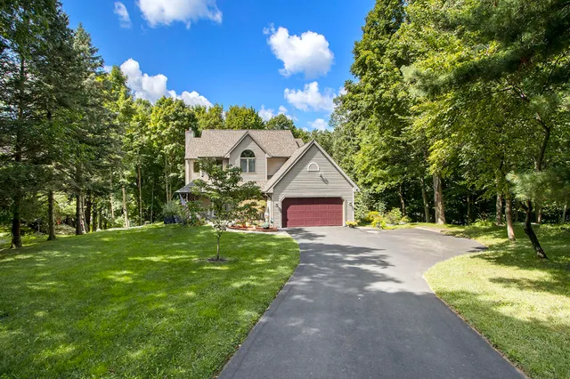 $519,900 | 24 Heron Court, Plainwell, MI 49080