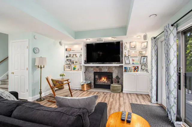 $519,900 | 24 Heron Court, Plainwell, MI 49080