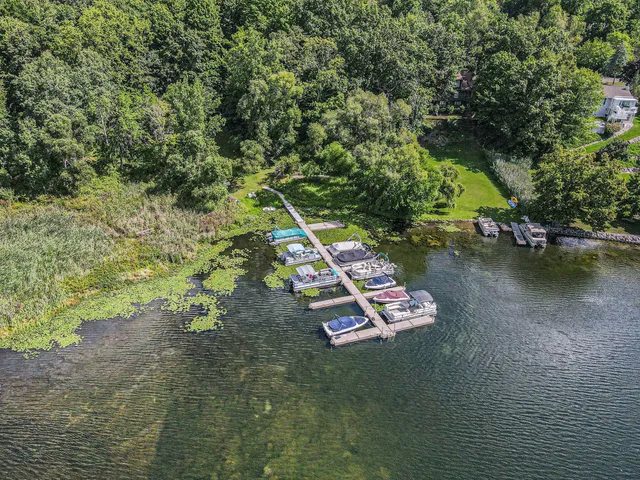 $519,900 | 24 Heron Court, Plainwell, MI 49080