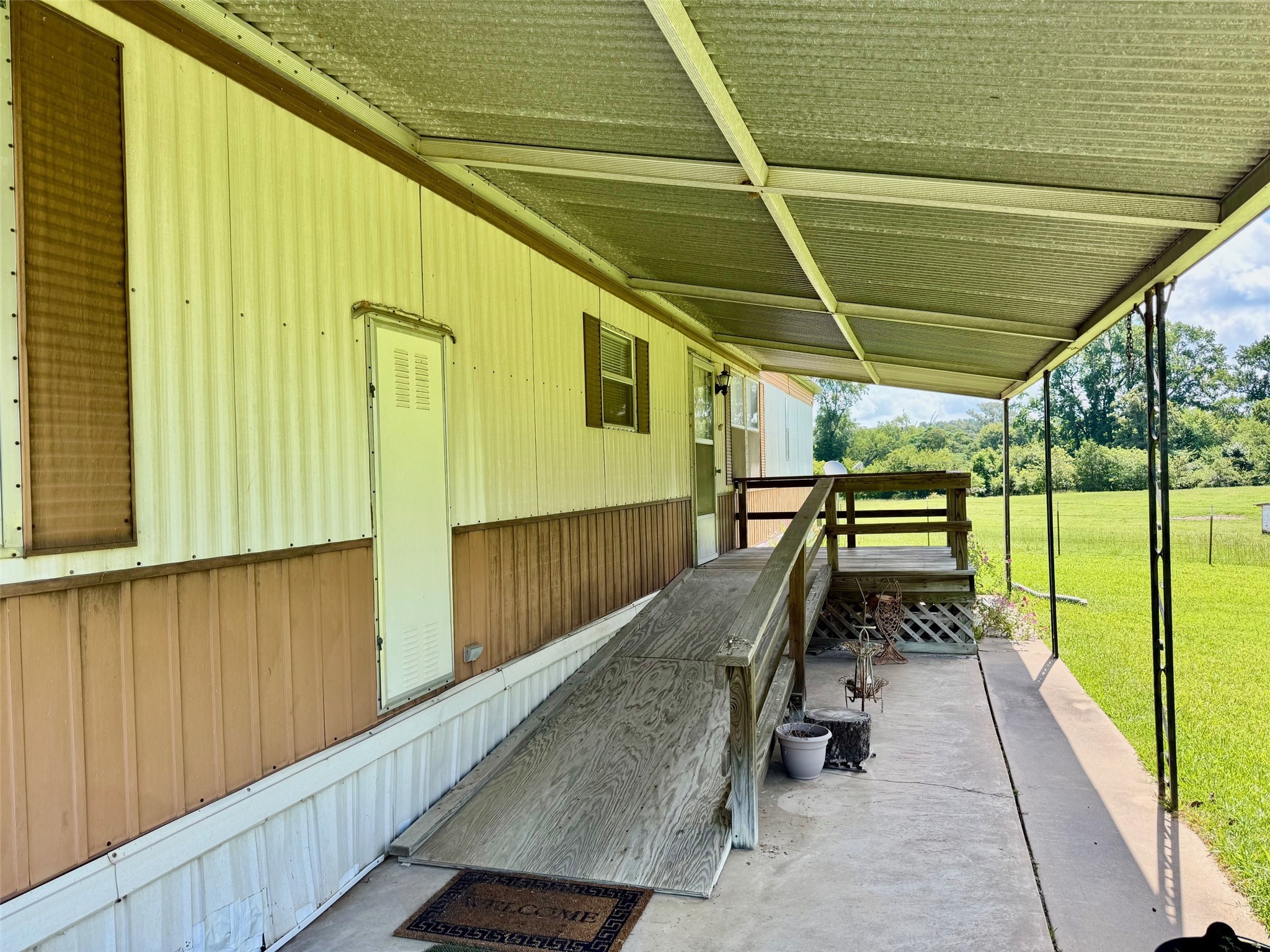 219 An County Road 185 Elkhart, TX 75839 - Photo 23 of 36 a view of a balcony with furniture