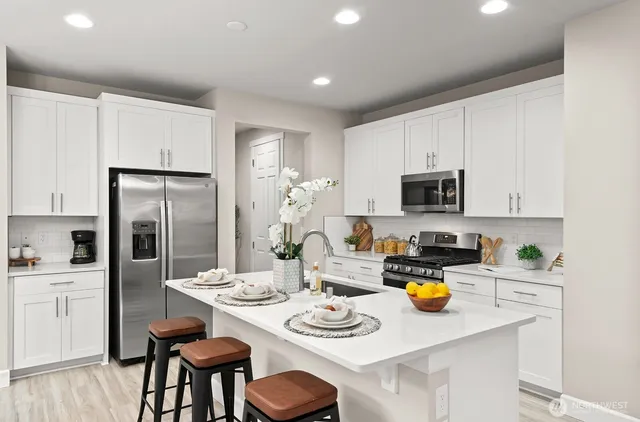 $635,000 | 6147 Windlass Ave Port Orchard Southeast, Port Orchard, WA 98367