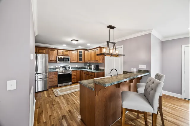 $599,900 | 8590 Poplar Grove Road, McEwen, TN 37101