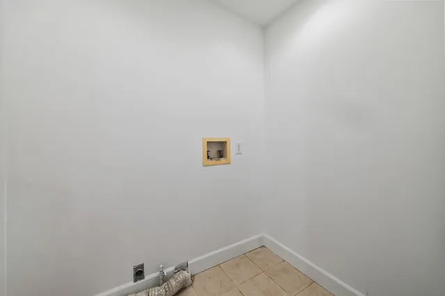 $599,900 | 8590 Poplar Grove Road, McEwen, TN 37101