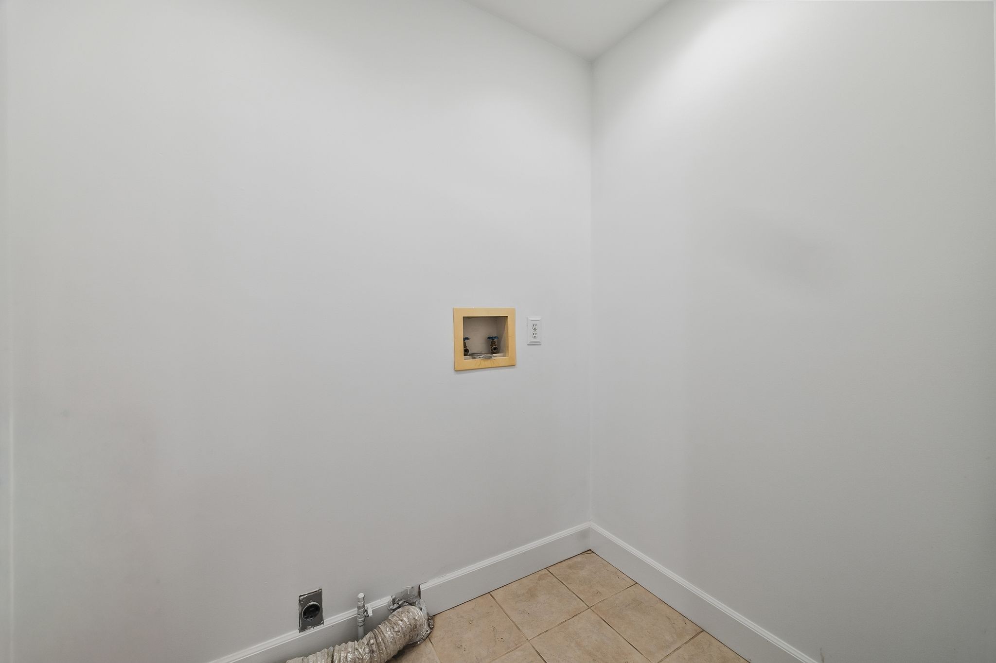 8590 Poplar Grove Road McEwen, TN 37101 - Photo 19 of 46