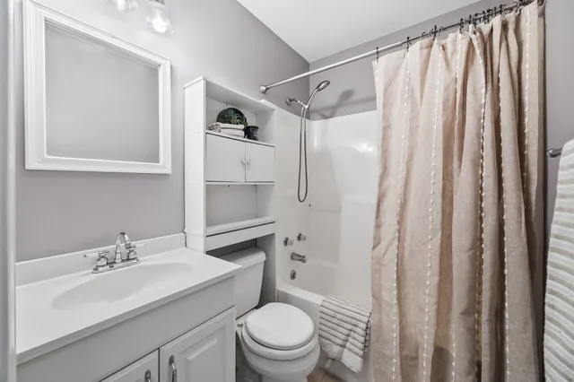 $599,900 | 8590 Poplar Grove Road, McEwen, TN 37101