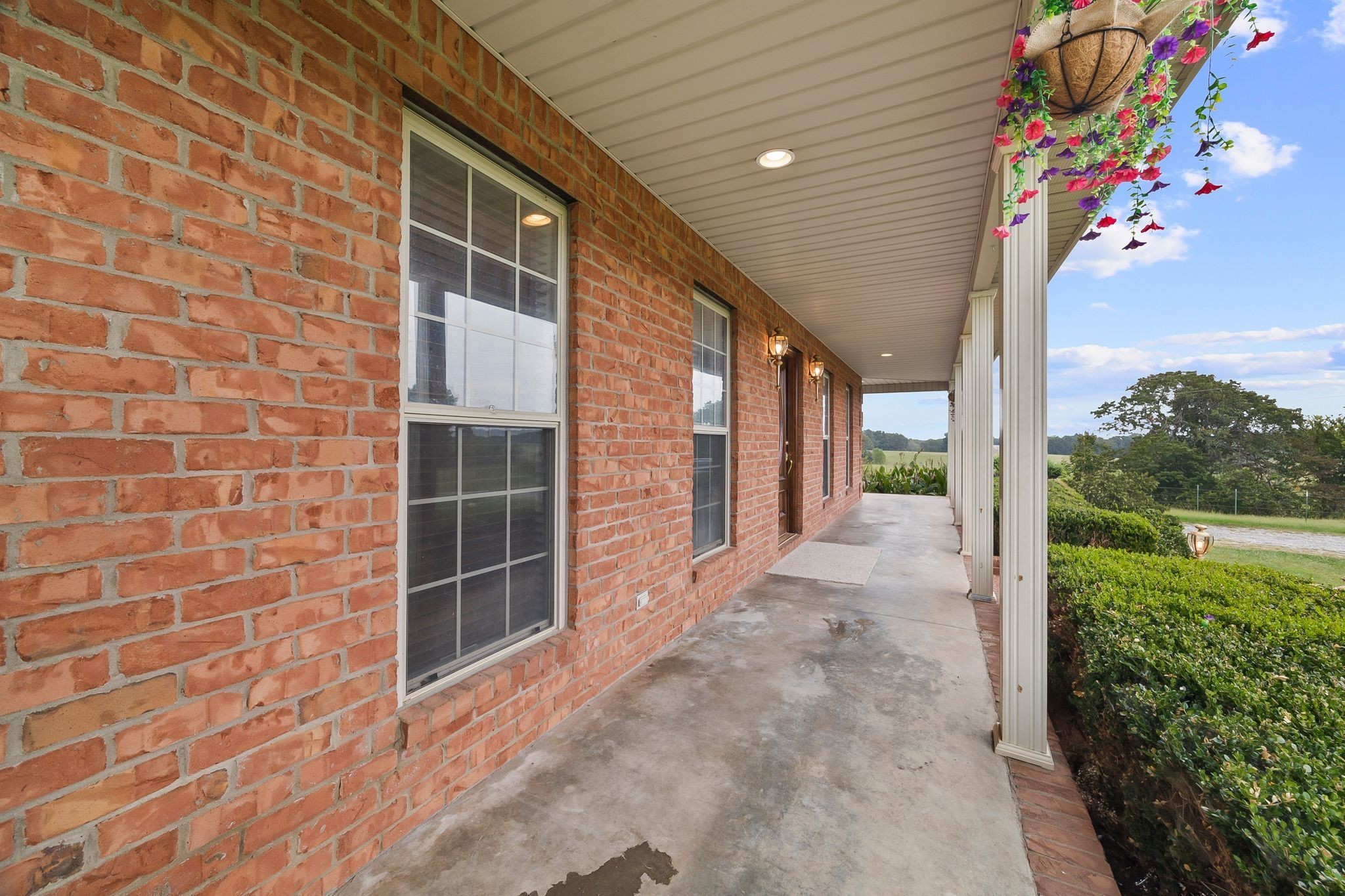 8590 Poplar Grove Road McEwen, TN 37101 - Photo 6 of 46