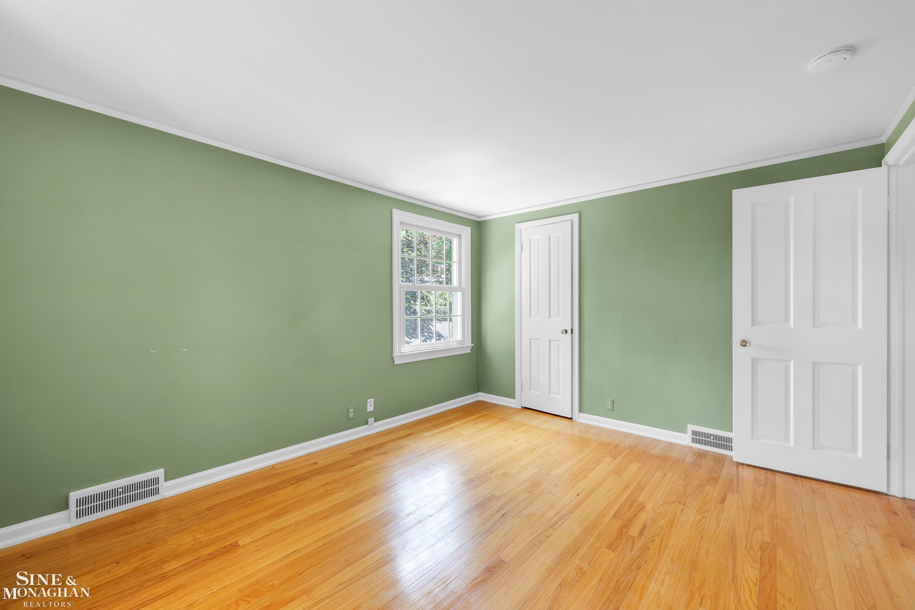 909 Hawthorne Road Grosse Pointe, MI 48236 - Photo 24 of 45 50147054-b4e2a17e-9d72-4491-a639-07125ff2d1cf.JPG
