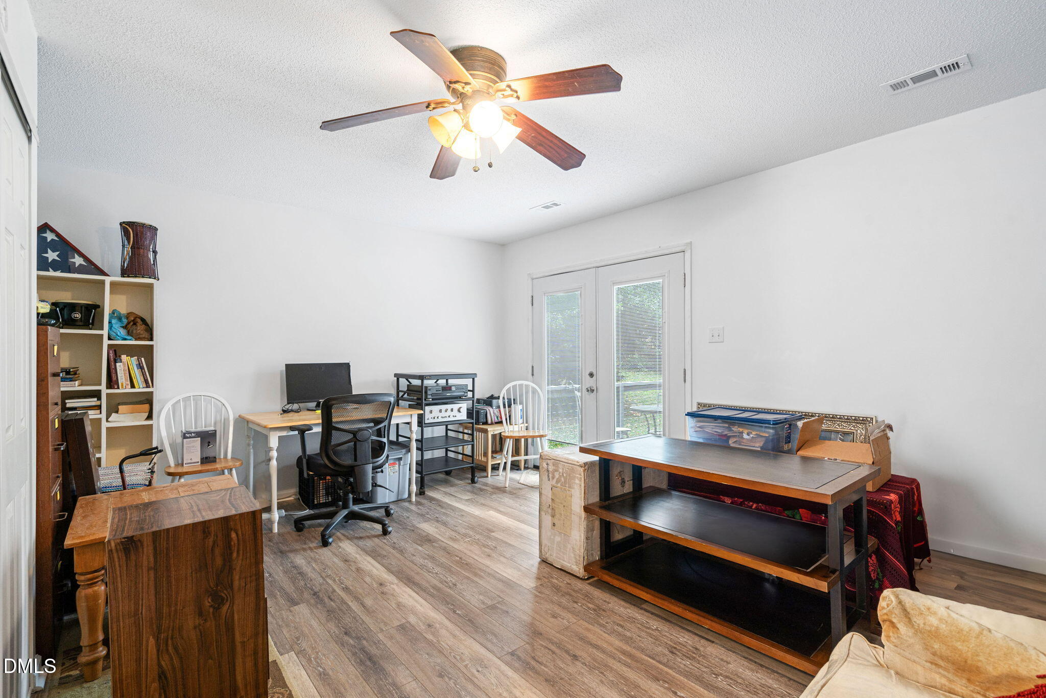 215 Lafayette Road Raleigh, NC 27604 - Photo 28 of 41 40-web-or-mls-215-lafayette-rd