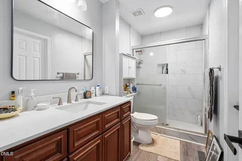 $725,000 | 215 Lafayette Road, Raleigh, NC 27604