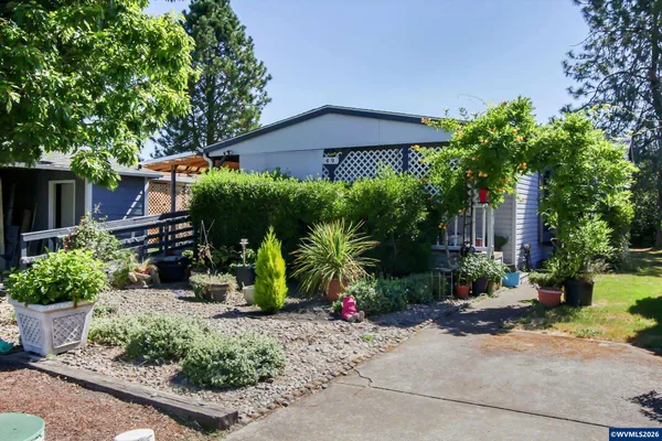 $99,900 | 31919 North Lake Creek Drive, Unit 49, Tangent, OR 97389