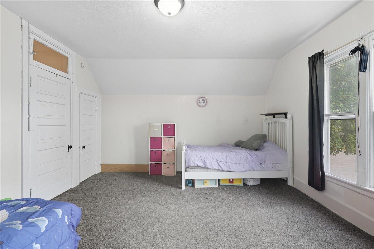 137 North Oak Street Ellsworth, WI 54011 - Photo 13 of 23