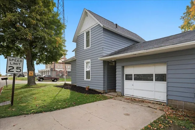 $229,000 | 137 North Oak Street, Ellsworth, WI 54011