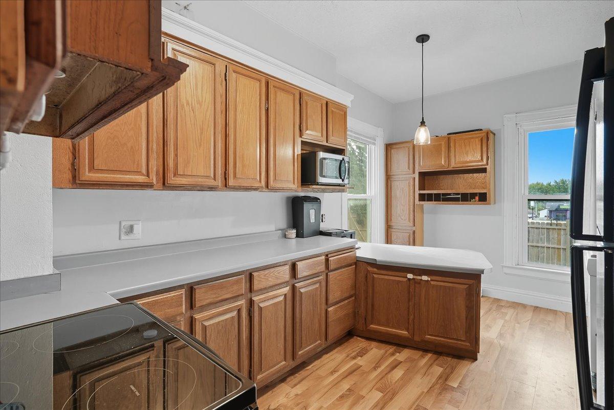 137 North Oak Street Ellsworth, WI 54011 - Photo 3 of 23