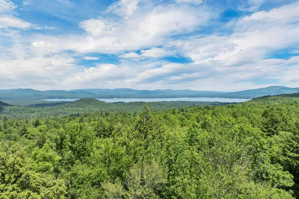 $450,000 | 30 Knox Mountain Road, Ossipee, NH 03814