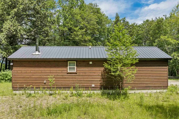 $450,000 | 30 Knox Mountain Road, Ossipee, NH 03814