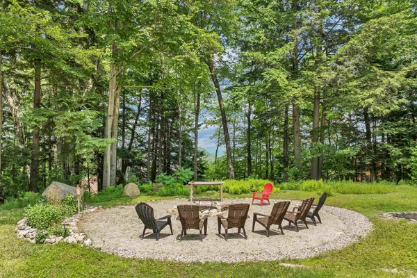 $450,000 | 30 Knox Mountain Road, Ossipee, NH 03814