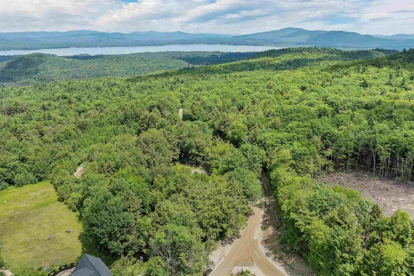 $450,000 | 30 Knox Mountain Road, Ossipee, NH 03814