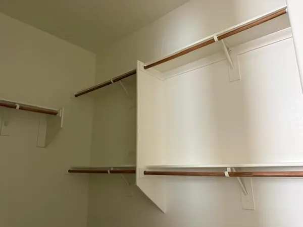 $2,950 | 25428 North 19th Drive, Phoenix, AZ 85085