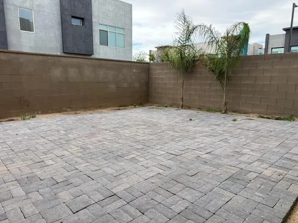 $2,950 | 25428 North 19th Drive, Phoenix, AZ 85085