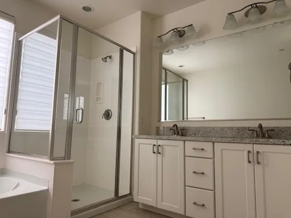 $2,950 | 25428 North 19th Drive, Phoenix, AZ 85085
