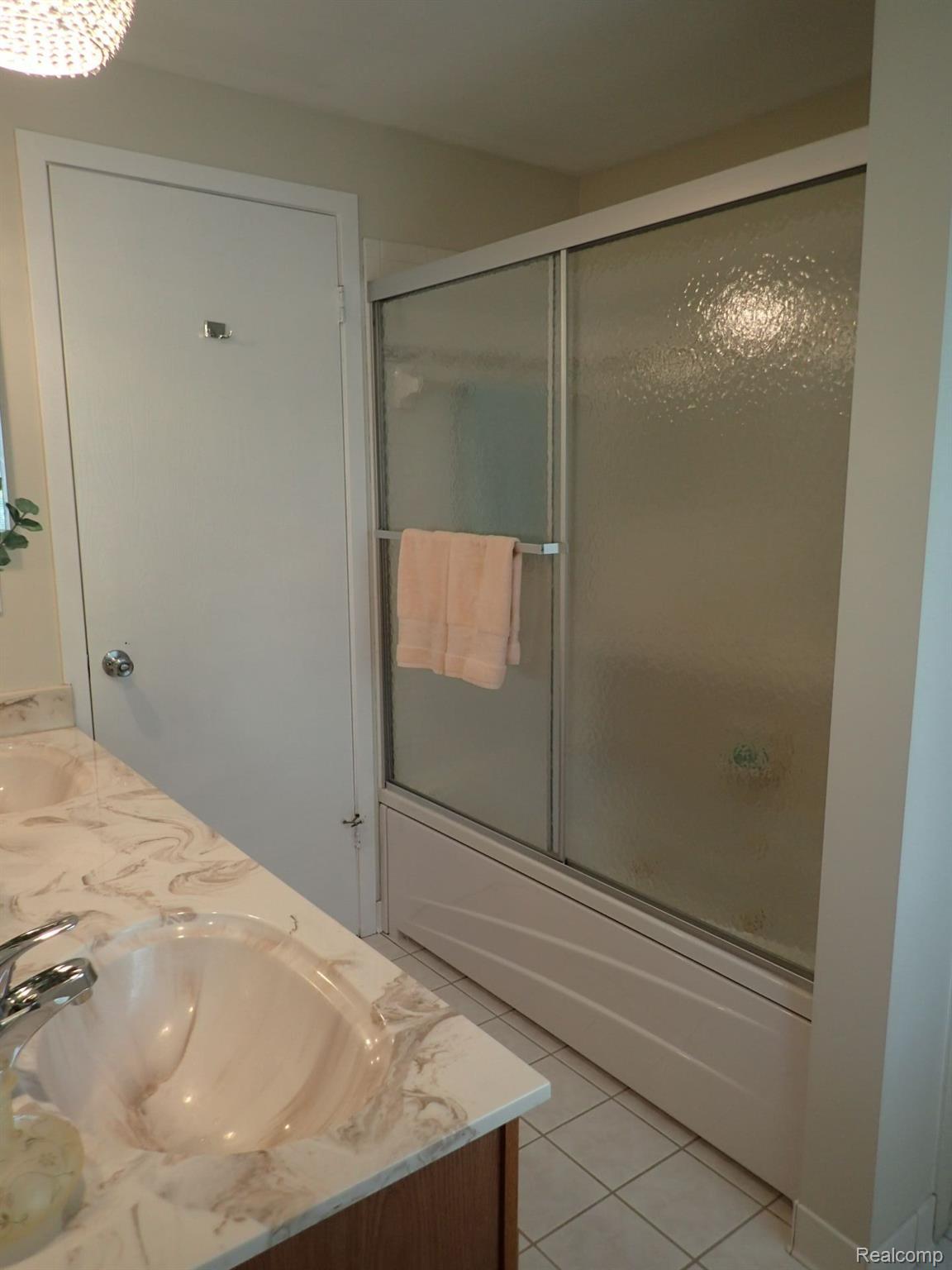 5383 Timber Ridge Trail Clarkston, MI 48346 - Photo 26 of 56 Full Bath Lower Level
