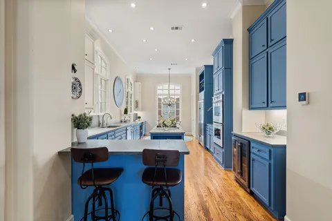 $1,265,000 | 5403 Ashby Street, Houston, TX 77005