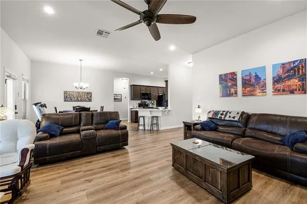 $325,000 | 15593 Grassy Lane, Covington, LA 70435