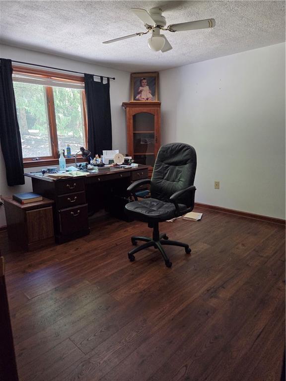 163 Noll Road Georgetown, PA 15043 - Photo 21 of 47