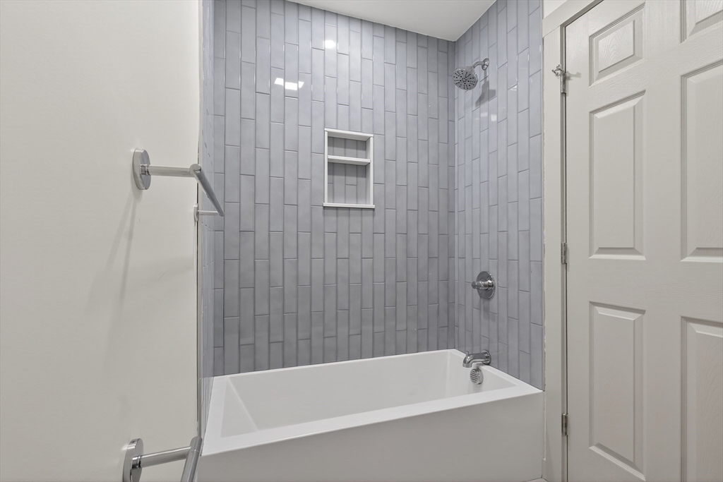 79 Fox Street Worcester, MA 01604 - Photo 16 of 19