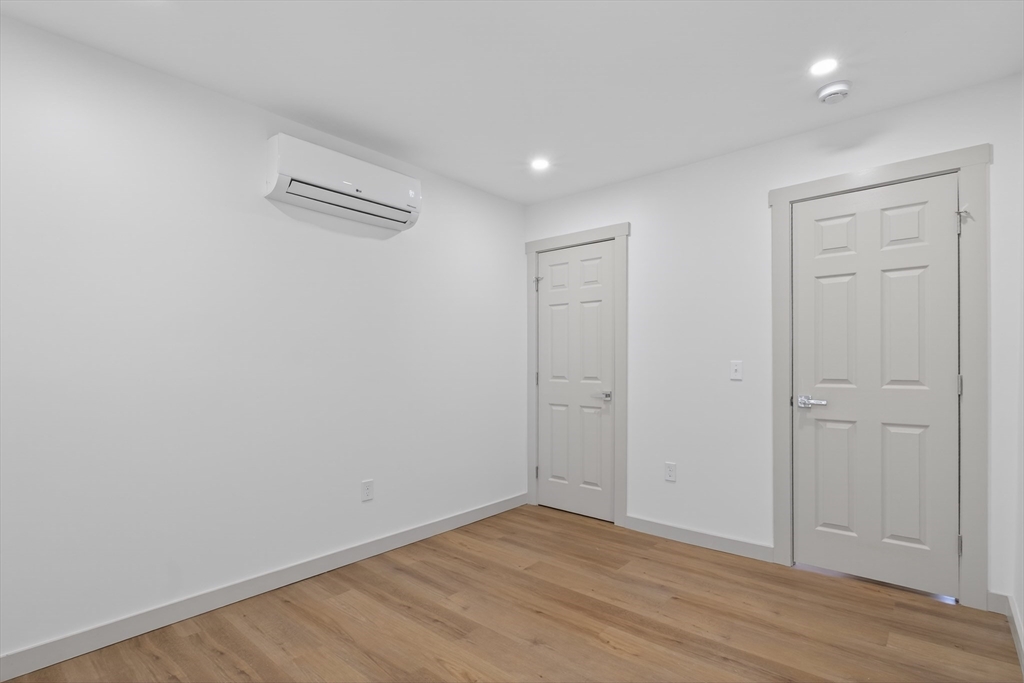 79 Fox Street Worcester, MA 01604 - Photo 18 of 19