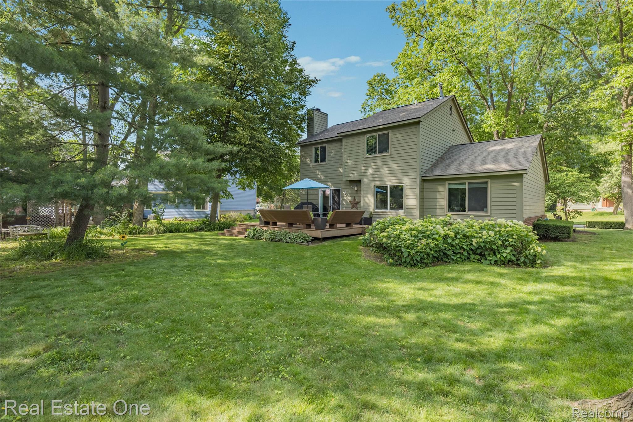1574 Cardinal Ridge Court West Bloomfield, MI 48324 - Photo 47 of 57 1574 Cardinal Ridge - OnDemand Pix Photography (50).jpg
