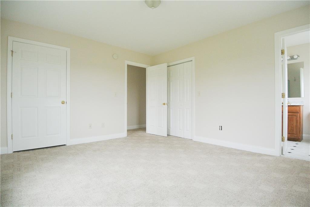 27 Wilson Road Cumberland, ME 04021 - Photo 20 of 33 Master Suite