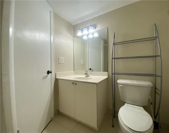 $1,750 | 4235 North University Drive, Unit 301, Sunrise, FL 33351