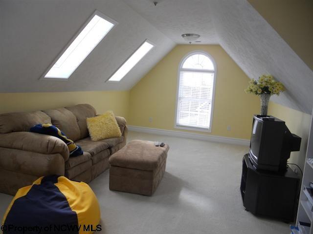 342 Ridgeway Drive Bridgeport, WV 26330 - Photo 17 of 20 Gallery Image 17