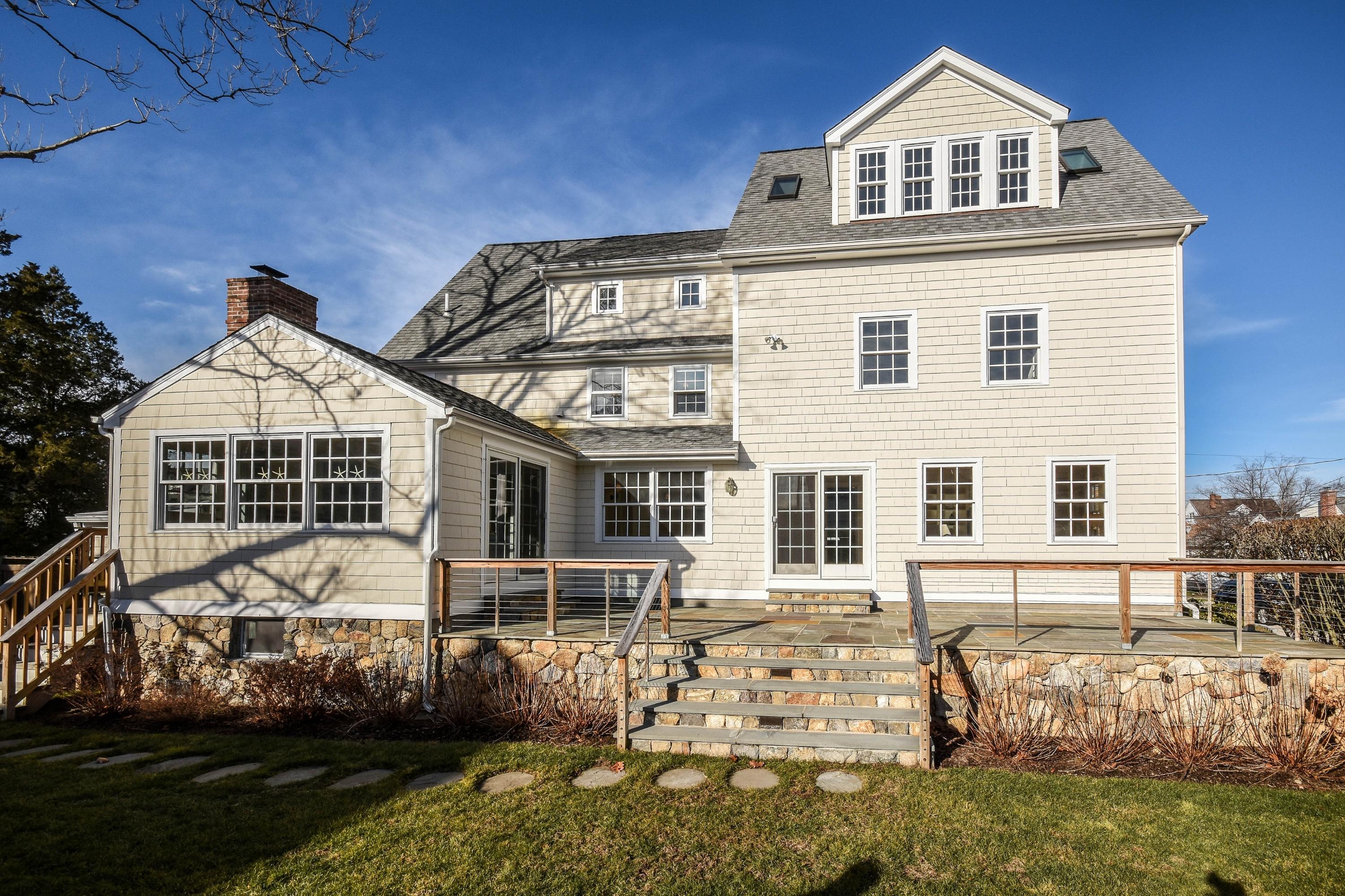22 Meridian Road Rowayton, CT 06853 - Photo 23 of 25 a front view of a house with a yard