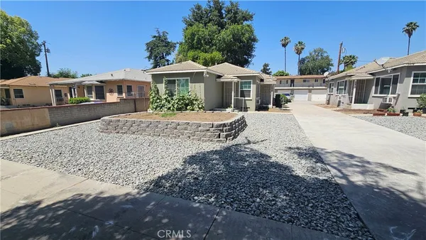 $1,625 | 2402 North E Street, San Bernardino, CA 92405