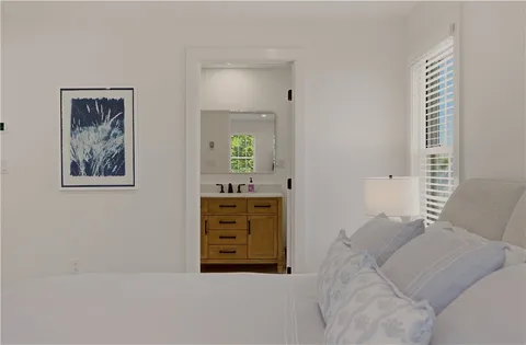 $2,998,000 | 3 Richmond Pond Drive, Westport, MA 02790