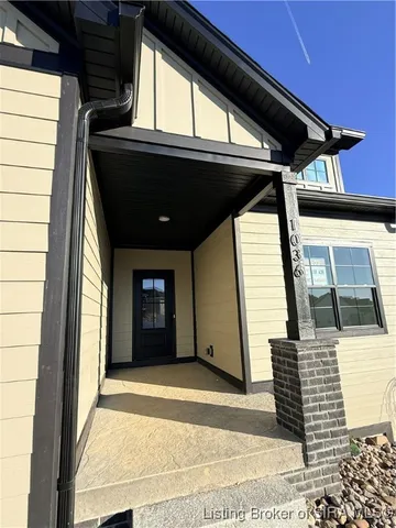 $389,900 | 1036 Oskin Drive, Unit 203, Georgetown, IN 47122