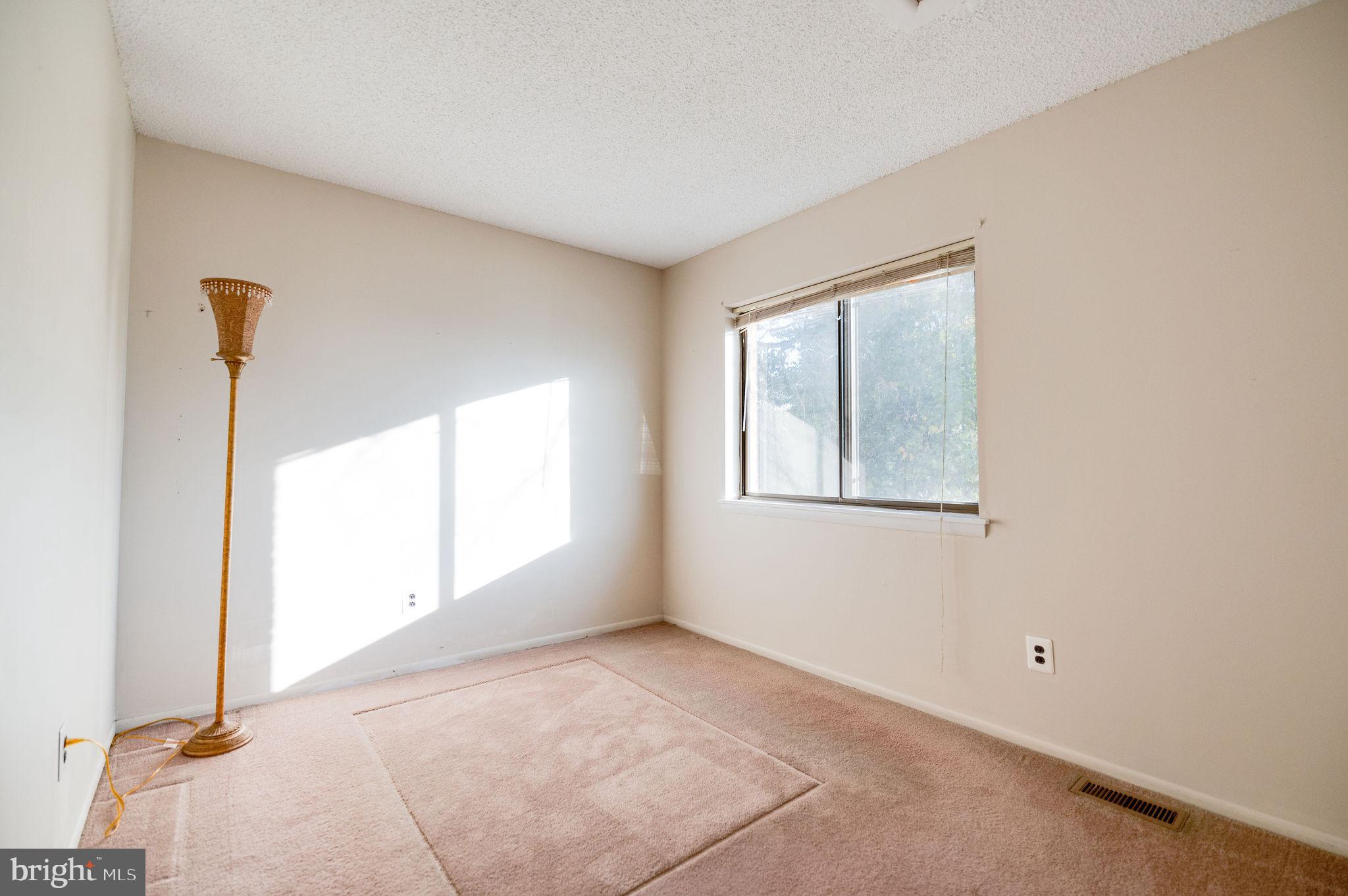 21 Alexander Court Voorhees, NJ 08043 - Photo 14 of 31 Upstairs Bedroom