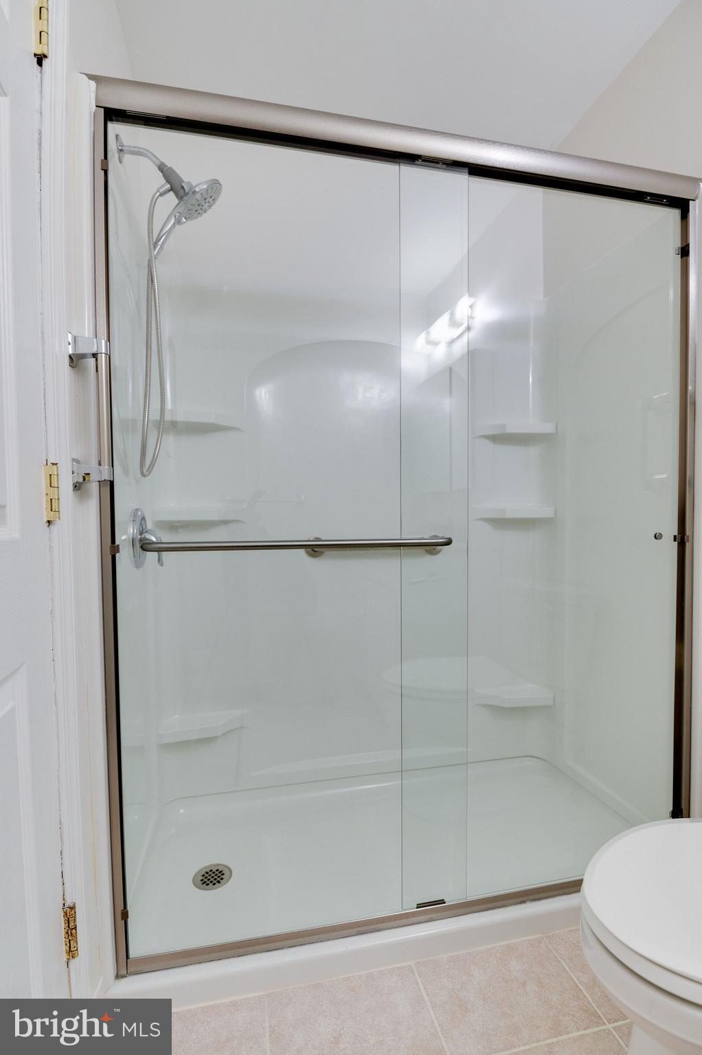 21 Alexander Court Voorhees, NJ 08043 - Photo 24 of 31 Hall Bathroom