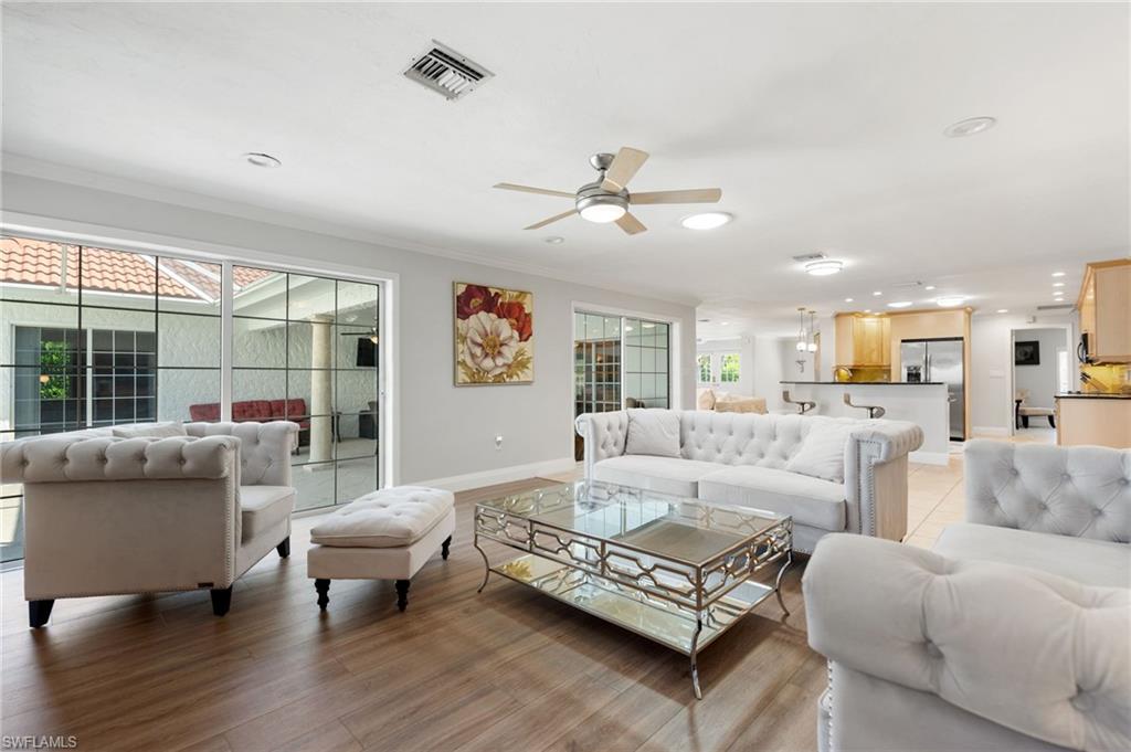 503 Neapolitan Way Naples, FL 34103 - Photo 13 of 16