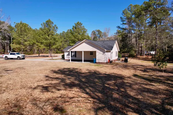 $235,000 | 10 Sherwood Street, Kingstree, SC 29556