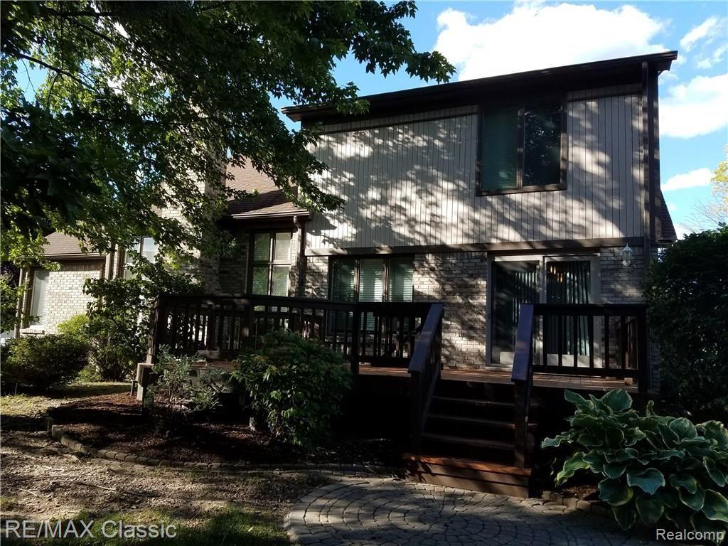 460 Mayapple Court Rochester, MI 48307 - Photo 2 of 30 Mayapple rear elevation.jpg