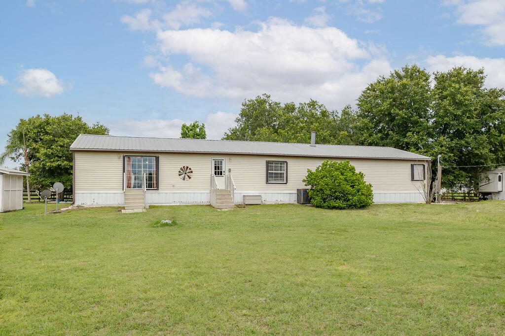 11301 Southwest Fox Brown Road Indiantown, FL 34956 - Photo 35 of 120 428A8070-Edit